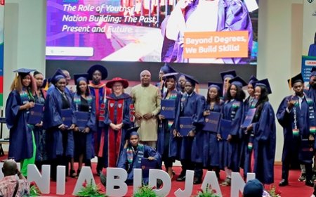 University  of   Abidjan : 50 étudiants reçoivent leurs diplômes de fin de formation