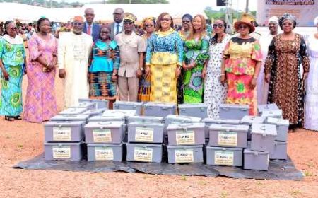 Bouaké : la ministre Belmonde Dogbo explique l'importance des associations de valorisation et d'entraide communautaire aux populations