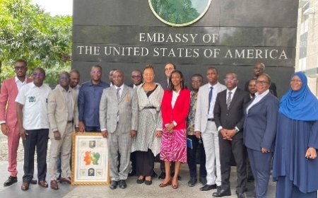 L'Ambassade des États-Unis célèbre les diplômés du programme de Master MCC en Côte d'Ivoire