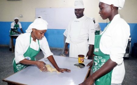École de la Deuxième Chance : un recrutement pour la formation insertion de 250 jeunes dans les métiers d’aide à la personne lancé