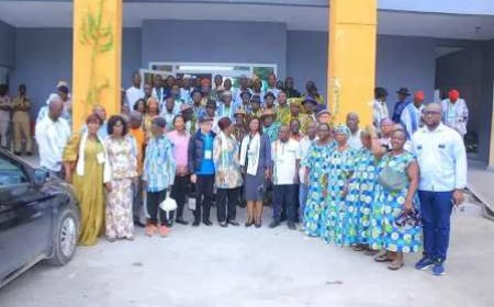 Assainissement et la salubrité à Attécoubé: Des pistes de solution au cœur d’un atelier