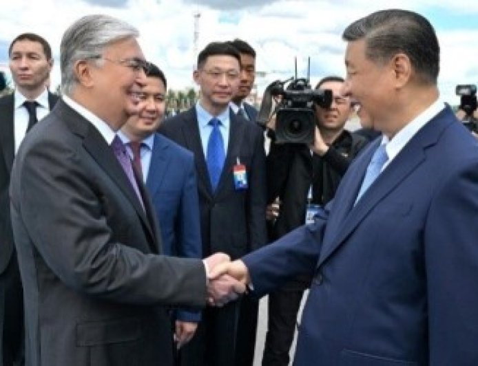 Les visites d'Etat de Xi Jinping renforceront les relations de la Chine avec le Kazakhstan et le Tadjikistan (porte-parole)