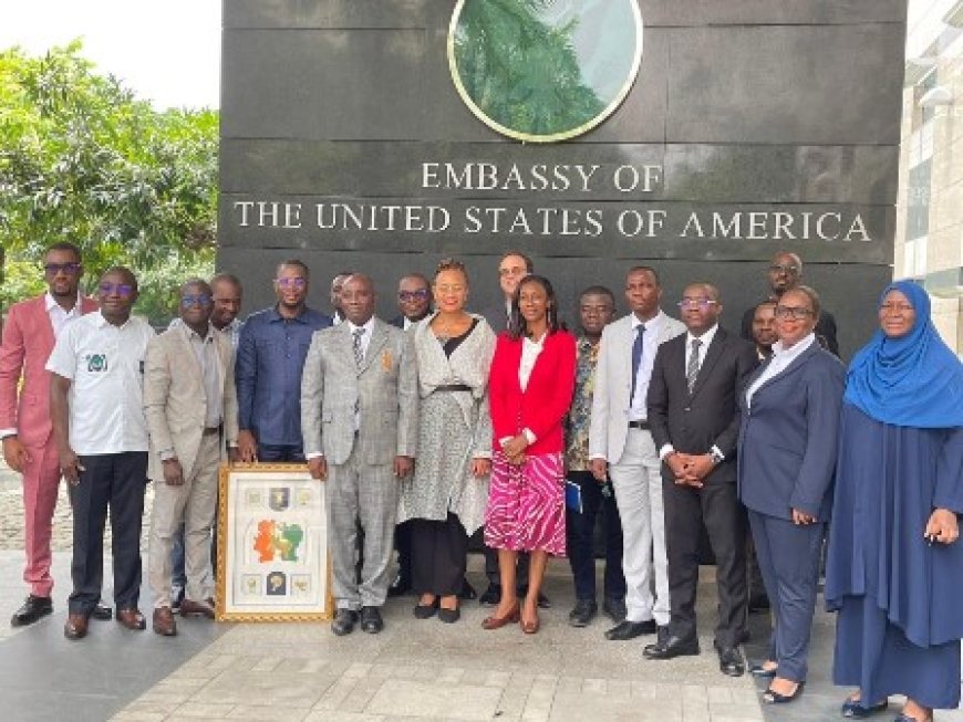 L'Ambassade des États-Unis célèbre les diplômés du programme de Master MCC en Côte d'Ivoire