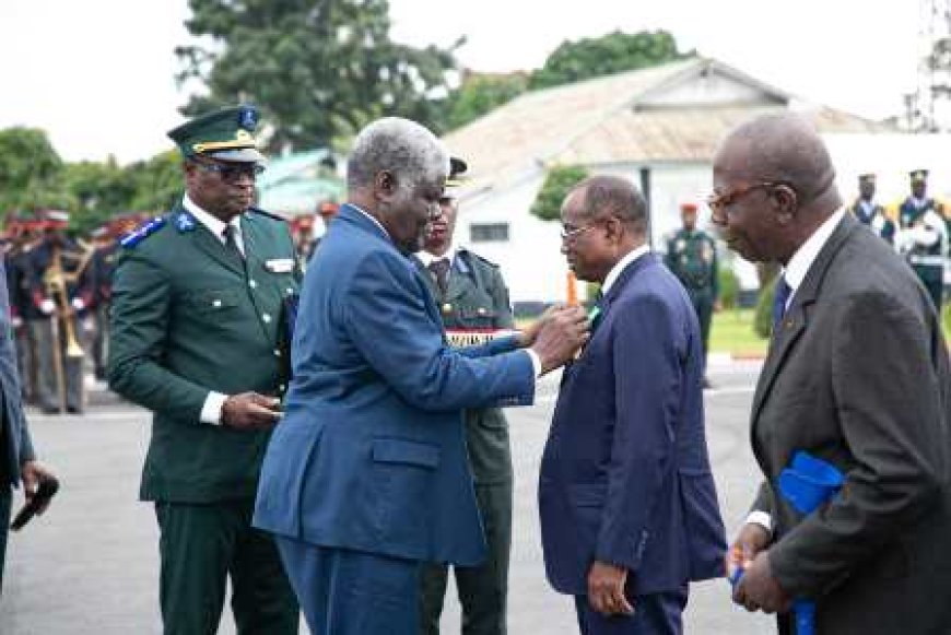 Fête des Armées : Le Ministre N’Guessan KOFFI reçoit la Médaille d’Or de la défense