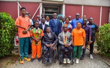 JEUX PARALYMPIQUES PARIS 2024 : LE MINISTRE ADJÉ SILAS METCH APPORTE LE SOUTIEN DU GOUVERNEMENT AUX ATHLETES AVANT LEUR DEPART