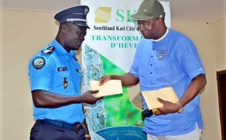 CÉRÉMONIE DE REMISE DE DONS DE KITS AUX ADMINISTRATIONS DÉCENTRALISÉS DE GUIGLO