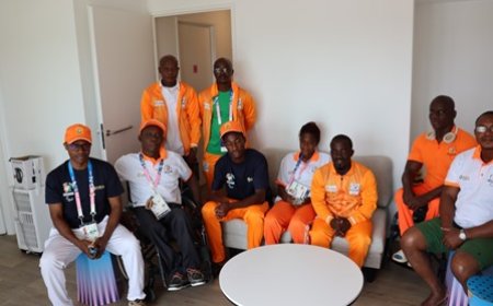 PARIS 2023 : Le PRÉSIDENT DU COMITÉ NATIONAL PARALYMPIQUE CÔTE D’IVOIRE REND VISITE AUX ATHLÈTES ET ENCADREURS DE L'EQUIPE IVOIRIENNE PARALYMPIQUE