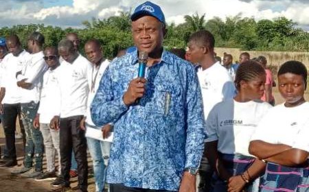 Man / Présidentielles 2025 : Dr Tia André incite les jeunes à aller s'inscrire sur la liste électorale