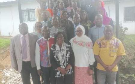 Biologie : Les normes de sécurité pour le transport des échantillons de maladies sous surveillance en Côte d'Ivoire renforcées