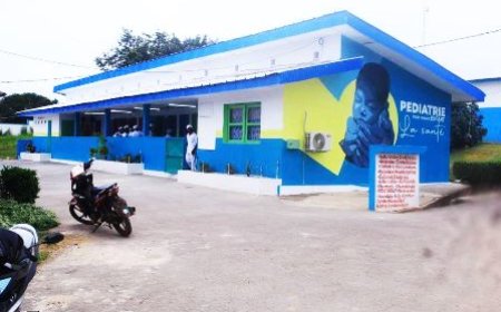 Service pédiatrique du CHR d’Agboville : l’infrastructure entièrement réhabilitée remise aux populations pour faciliter leur prise en charge sanitaire