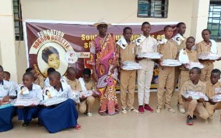 Don de kits scolaires au collège moderne d’Abiaté : La Fondation Nogbou Dorette en soutien aux élèves vulnérables