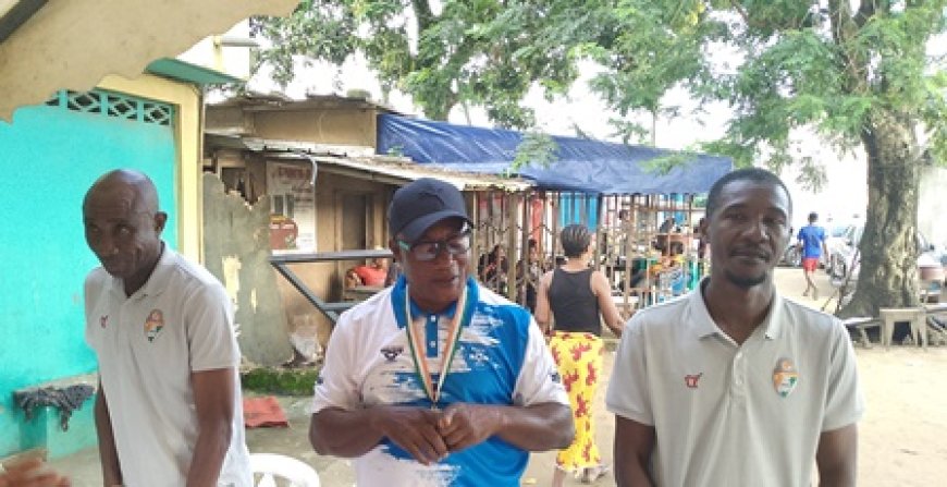 YOPOUGON: LES PASSIONNES HONORENT LE CHAMPION DU MONDE DE MARACANA COACH YOBO SYLVAIN