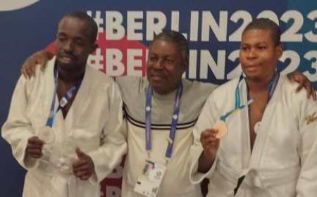 JOURNÉE INTERNATIONALE DES PERSONNES HANDICAPÉES : PARENTS D'ATHLÈTES SOCI ET AUTORITÉS INVITÉS À LA COMMÉMORATION