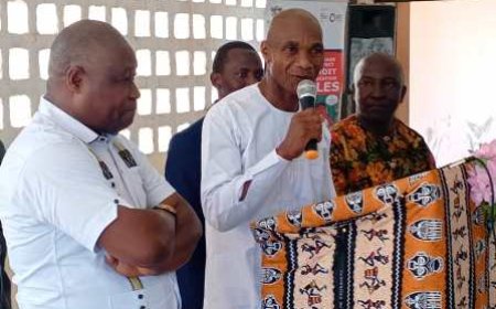 Séguéla : Admis à la retraite, le 2AC, Irié Bi honnoré par la mutuelle des intendants des écoles