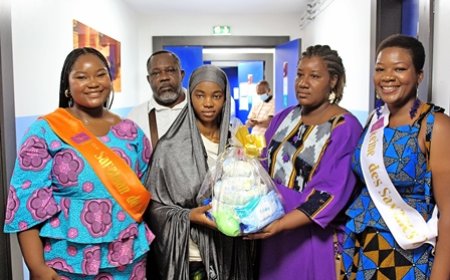 Korhogo : Solidarité : La reine Awoulaba et la première Saraman offrent des kits aux bébés du CHR