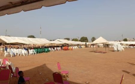Bouake :Une bataille ouverte à un arbre de Noël