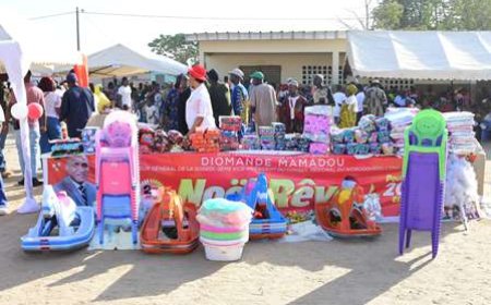 Séguéla : 2000 cadeaux de Noël du Député Mamadou Diomandé aux enfants de trois sous-préfectures du Worodougou