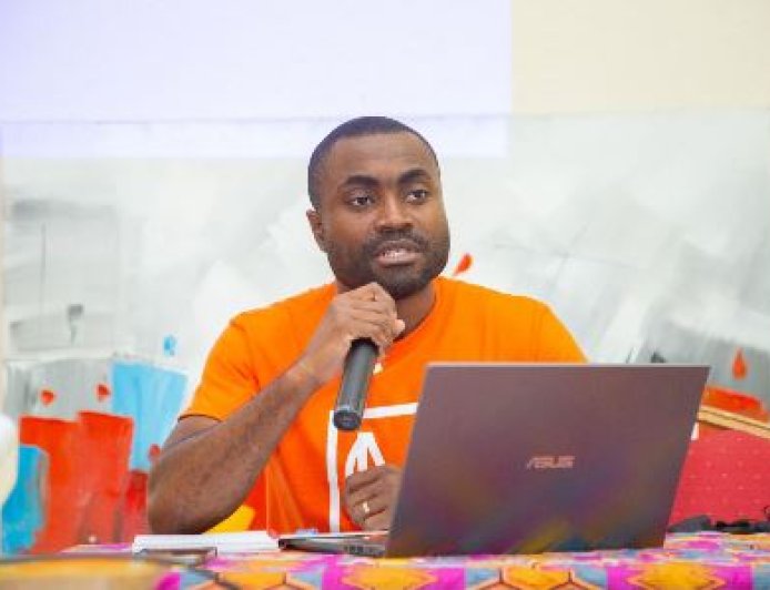 Lutte contre les maladies neurodégénératives Léandre Nali, la ‘’Danse à l’Africaine’’, son remède contre Parkinson, Alzheimer, la folie