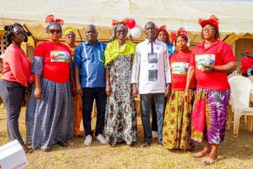 Man / 6ᵉ édition de Noël féerique : Momo Bamba, le Père Noël des enfants, comble 1000 bénéficiaires