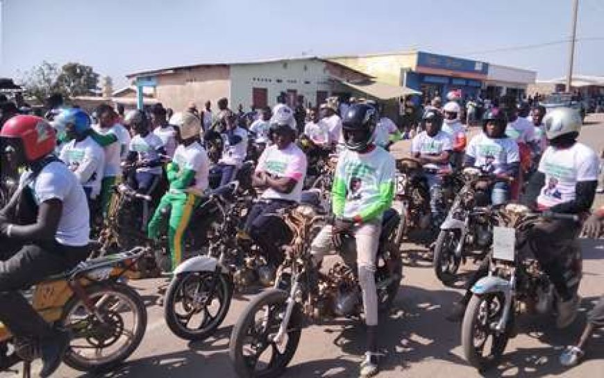 Tchologo / Caravane nationale de motocyclettes : Le Mob-Cross en hommage au Président Ouattara lancé à Kong