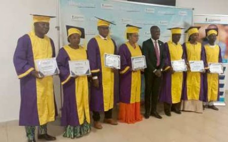 Mme Marthe RABBIOSI Chef d'Établissement et présidente de la Coalition des Organisations Unies renforce ses capacités