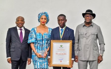 MAX ALAIN GRADEL FAIT AMBASSADEUR DU TOURISME ET DES LOISIRS