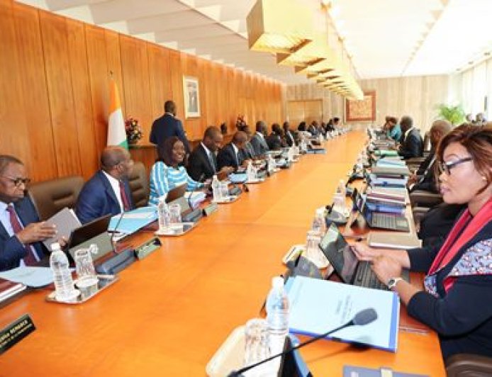 Sommet des Chefs d'État africains sur l'énergie à Dar es Salaam : le gouvernement fait le point de la participation de la Côte d'Ivoire