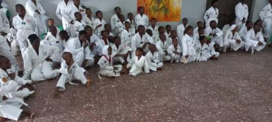 Crise au Taekwondo : les deux camps s’affrontent à Bouaké lors d’un passage de grade