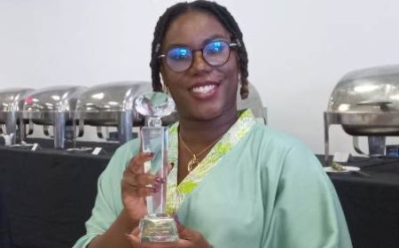 INTERNATIONAL HALAL DAY : Nadine ZORO lauréate du prix femme leader impact de l'année