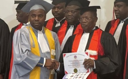 Tiemoko Yade fait Docteur Honoris Causa à Paris