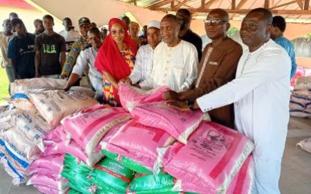 Séguéla : Le Député Diomandé Mamadou soutient les populations en ce mois de jeûne musulman