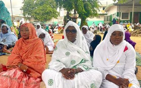 Abobo : Kandia Camara se joint à ses administrés pour la prière de l'Aïd el-Fitr et appelle à la paix