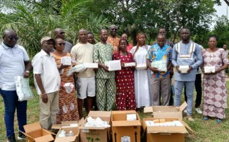 Bouaké : Plus de 2 millions de médicaments pharmaceutiques offerts à deux centres de santé dans le canton Bounguè