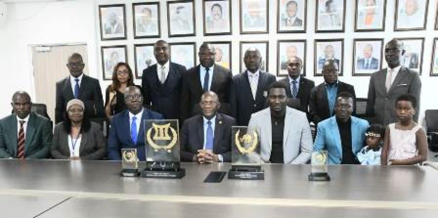 Le super Ebony et meilleur journaliste sportif 2024 : Ehouman Faustin et Thomas Gora honores par la Ministre Délégué Adje Silas Metch