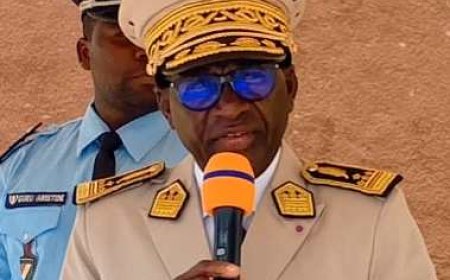 Séguéla : Le Préfet félicite les travailleurs des petits métiers lors de la fête du travail