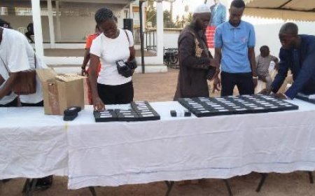 Korhogo : 750 lunettes offertes aux transporteurs, un geste fort du ministre Sangafowa