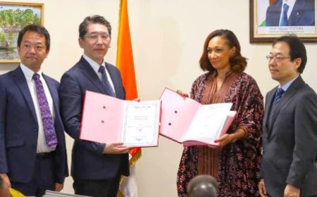 Côte d'Ivoire-Japon : la ministre Françoise Remarck et le directeur général adjoint de Min-On Concert Association, Dauo Matsushima, signent un mémorandum d'entente