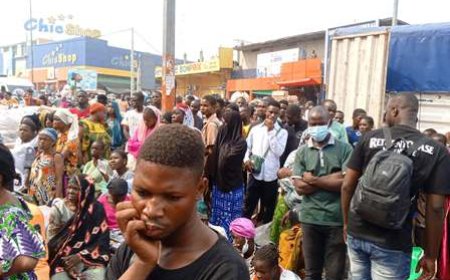 Adjamé en flammes : Le cri du marché Petit Lomé