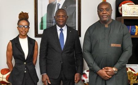 Muay Thai / Championnat du monde IFMA Turquie 2025 : Le Ministre Adje Silas Metch apporte son soutien à la délégation ivoirienne