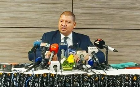 Jean-Louis Billon appelle à un sursaut démocratique au sein du parti et réaffirme sa candidature à la présidentielle de 2025