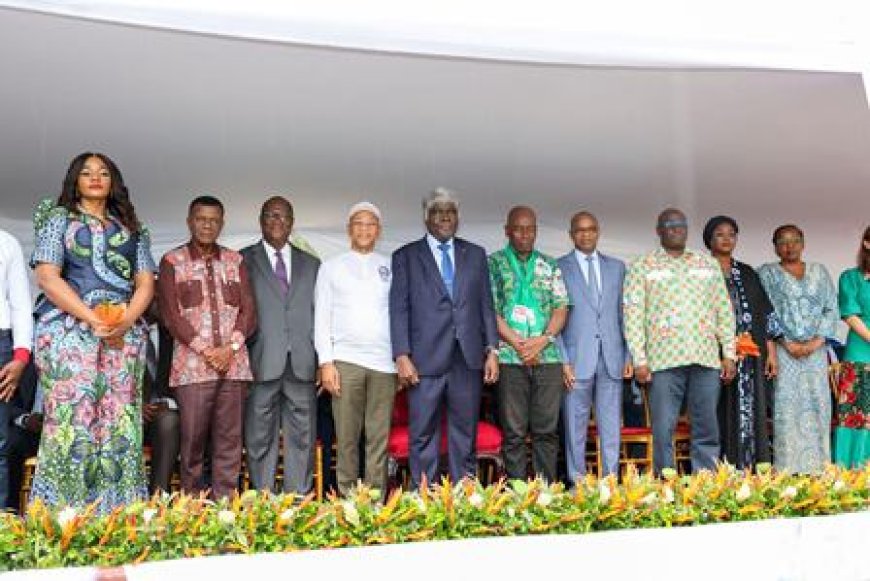 Fête du Travail : le Premier Ministre Robert Beugré Mambé appelle les centrales syndicales à s'inscrire dans la dynamique d'un dialogue constructif et apaisé