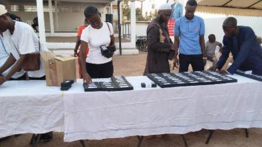 Korhogo : 750 lunettes offertes aux transporteurs, un geste fort du ministre Sangafowa