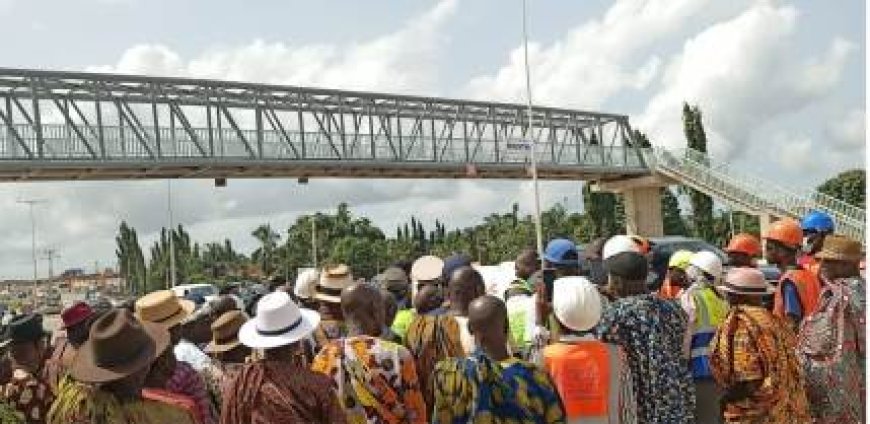 Yopougon-Songon : la passerelle de l'Institut Pasteur mise en service