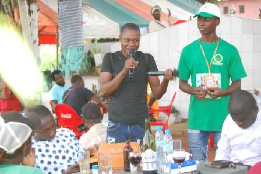 Man / Brunch de la Cohésion Sociale : Gastronomie, Partage et Évasion au Cœur d’Ariane Beach”