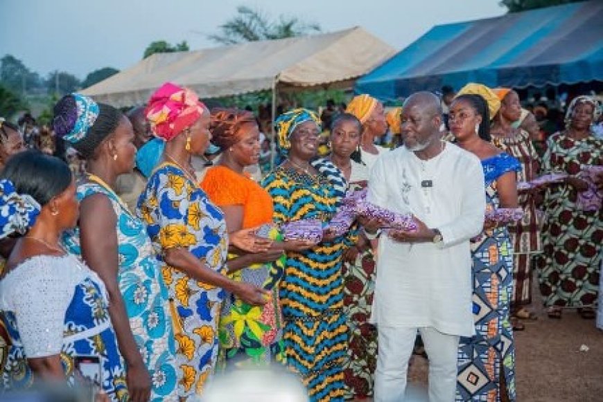 Fête des mères 2025 : L’Ambassadeur Alfred YAKE comble les femmes de Sangouiné