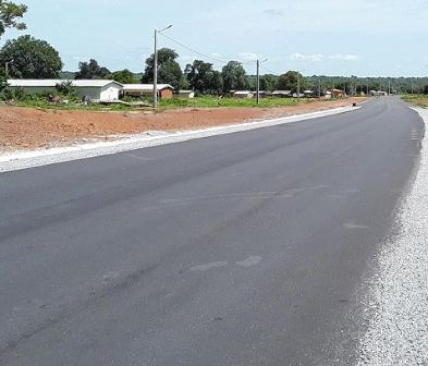 Infrastructure routière : Quand le bitumage de l'axe Yakasse Attobrou-Bettié vient faciliter l'interconnexion entre les régions de la Mé et de l'Indénié-Djuablin