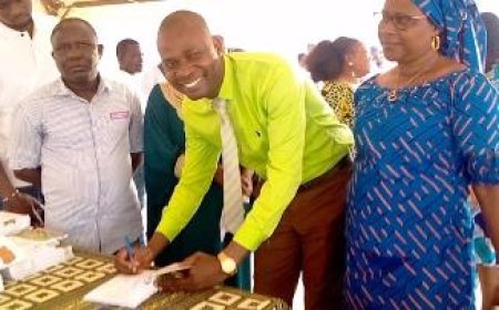 Korhogo : Ferdinand Mékapeu plaide pour la paix à travers un roman