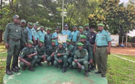 Man  / Après avoir été élevé dans l'ordre du mérite agricole : Les décorés célébré par l'administration