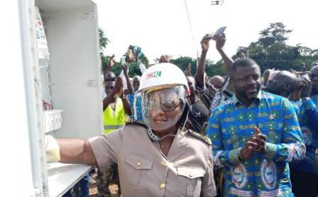 M'BAHIAKRO- du noir à la lumière : Ouokoukro renaît