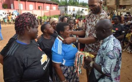 Raoul Essoh renforce les liens sociaux et politiques dans les localités de Vieux Badien et Tiaha